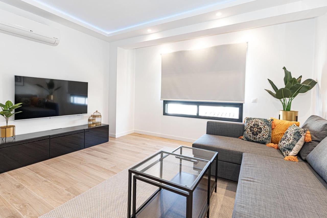 Acogedor Apartamento En Estepona Centro By Rent Me Exterior photo