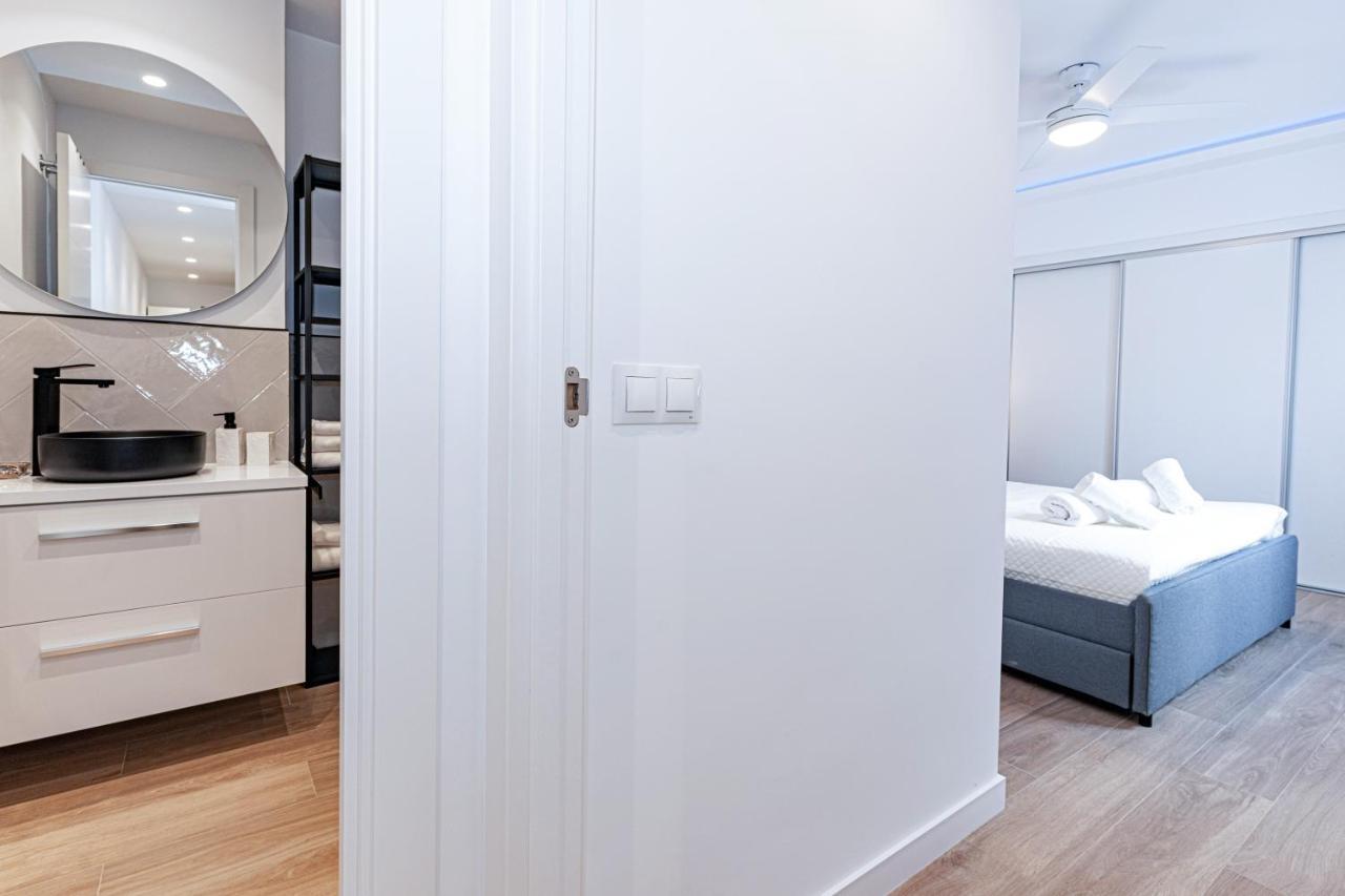 Acogedor Apartamento En Estepona Centro By Rent Me Exterior photo