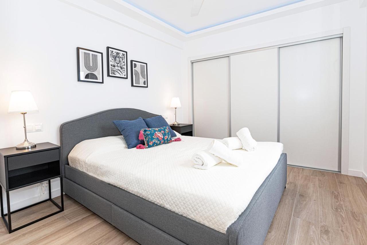 Acogedor Apartamento En Estepona Centro By Rent Me Exterior photo